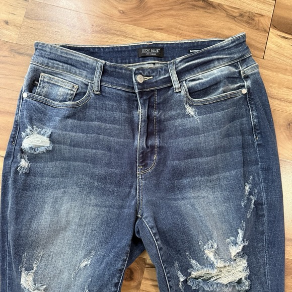 Judy Blue Mid-Rise Cuffed Destroyed Boyfriend Denim Jeans  Size 16W Medium Blue - Picture 12 of 12